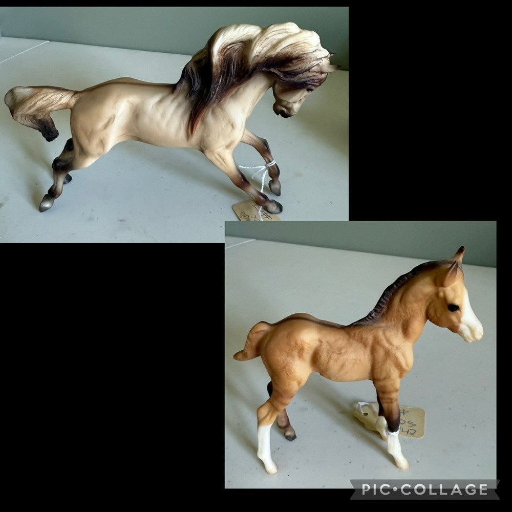 Breyer America's Wild Mustangs - Zephyr and Sundance